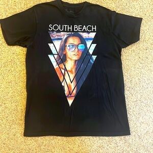 Bowery Supply Co. South Beach Graphic Short Sleeved Tee Shirt.  Size Large